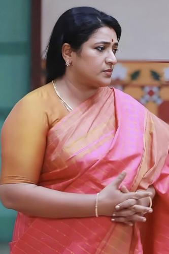 punitha-tamil-serial-actress-hot-24