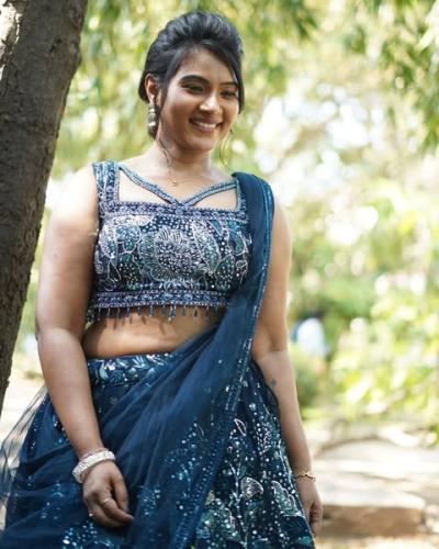punitha-tamil-serial-actress-hot-26