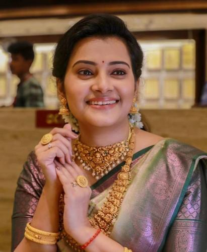 punitha-tamil-serial-actress-hot-4